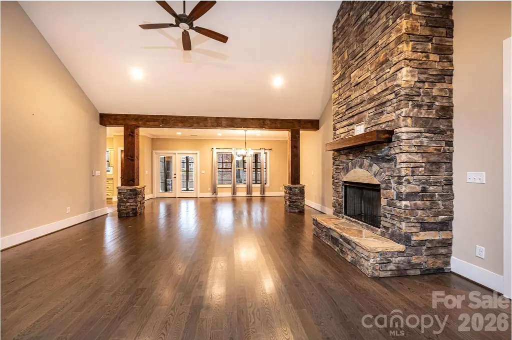 3911 13th Street NE Hickory NC 28601