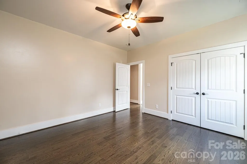 3911 13th Street NE Hickory NC 28601