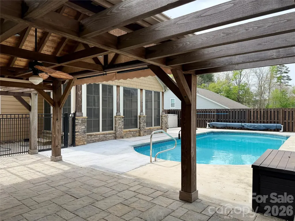 3911 13th Street NE Hickory NC 28601