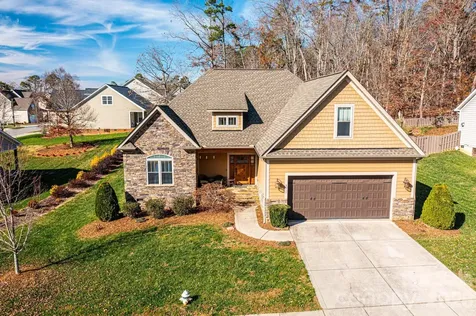 3911 13TH Street NE Hickory NC 28601