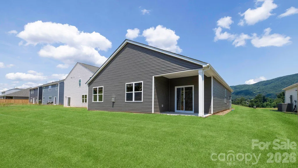 111 Ridgehaven Drive Waynesville NC 28786