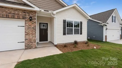 111 Ridgehaven Drive Waynesville NC 28786