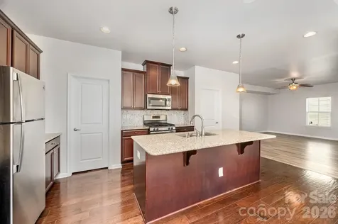 1210 Longwall Lane Matthews NC 28104