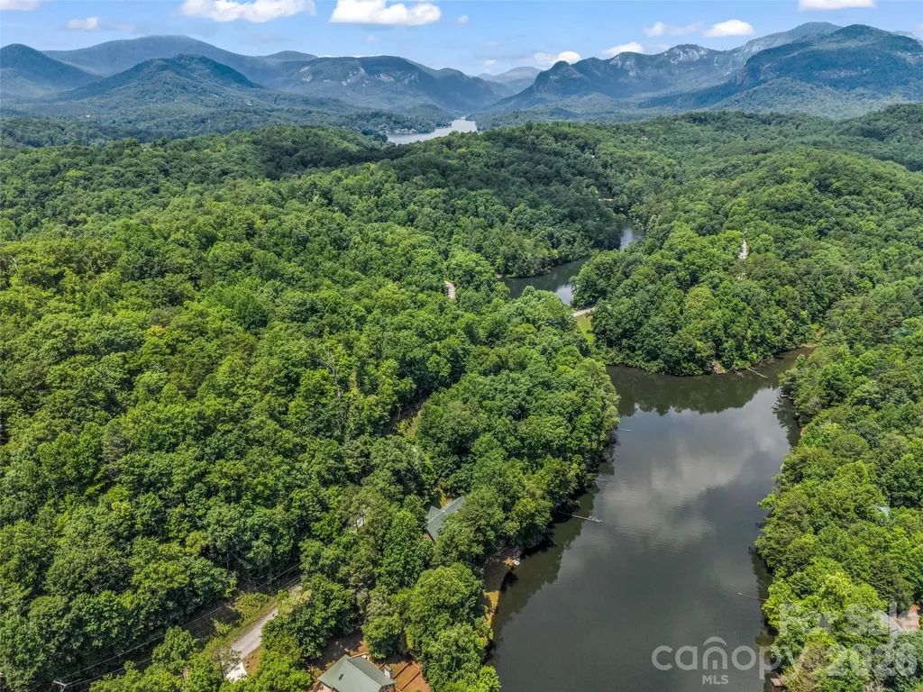 446 Rainbow Circle Lake Lure NC 28746