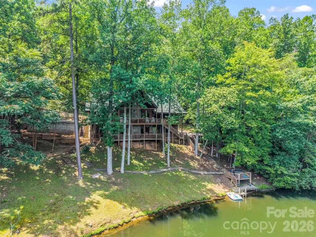 446 Rainbow Circle Lake Lure NC 28746