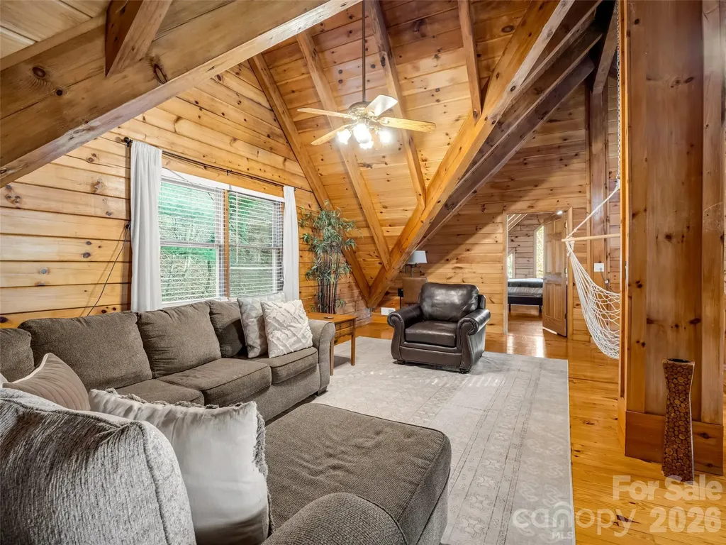 446 Rainbow Circle Lake Lure NC 28746