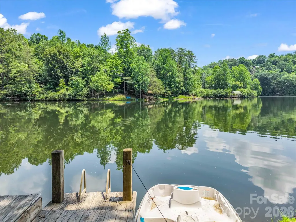 446 Rainbow Circle Lake Lure NC 28746
