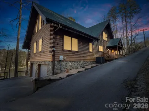 446 Rainbow Circle Lake Lure NC 28746