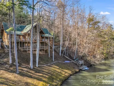 446 Rainbow Circle Lake Lure NC 28746