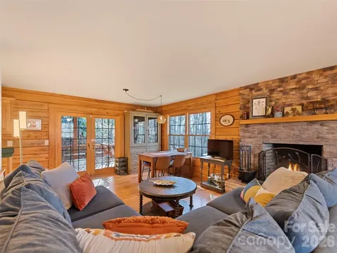 171 Sharons Bluff Franklin NC 28734