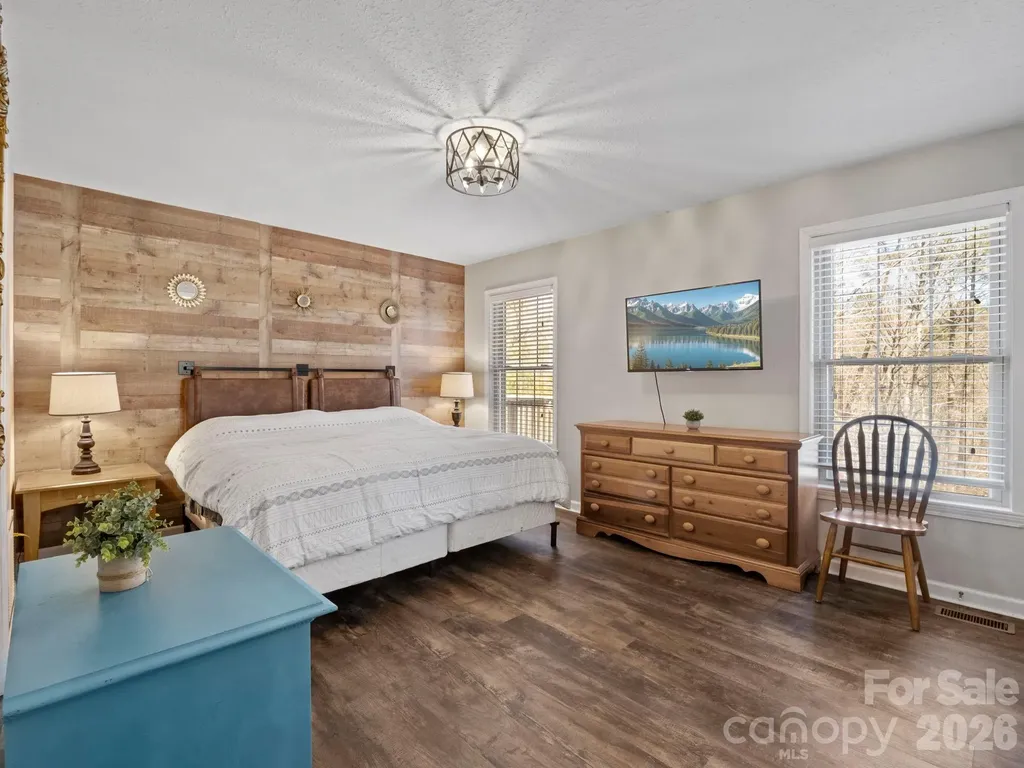137 Weaver Court Lake Lure NC 28746