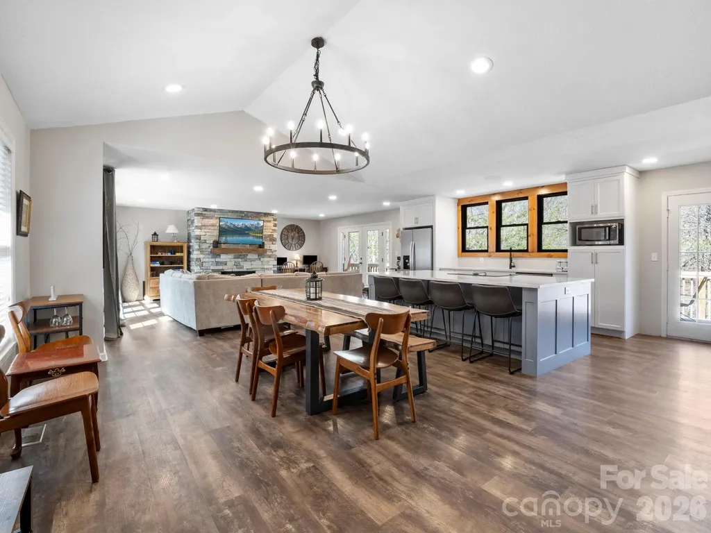 137 Weaver Court Lake Lure NC 28746