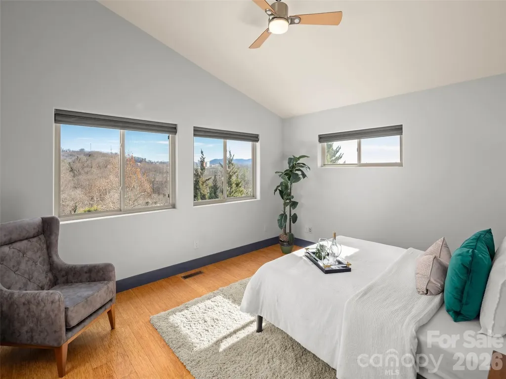 46 Park Avenue N Asheville NC 28801