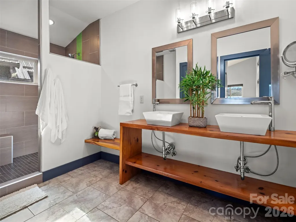 46 Park Avenue N Asheville NC 28801
