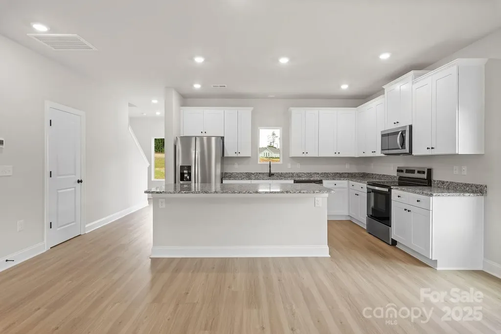 4124 Bolo Drive Charlotte NC 28215