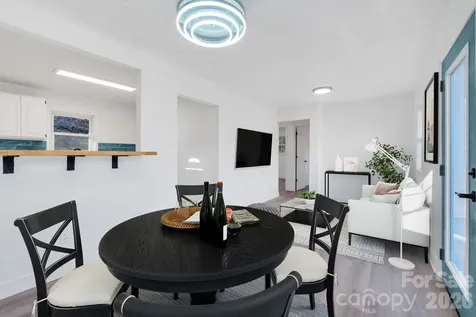 49 E Livingston Street Tryon NC 28782