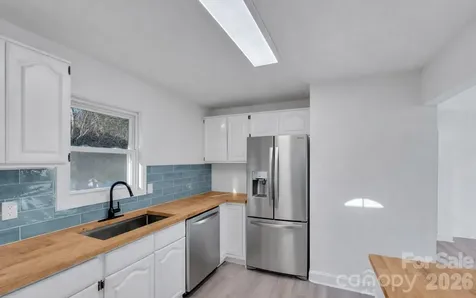 49 E Livingston Street Tryon NC 28782