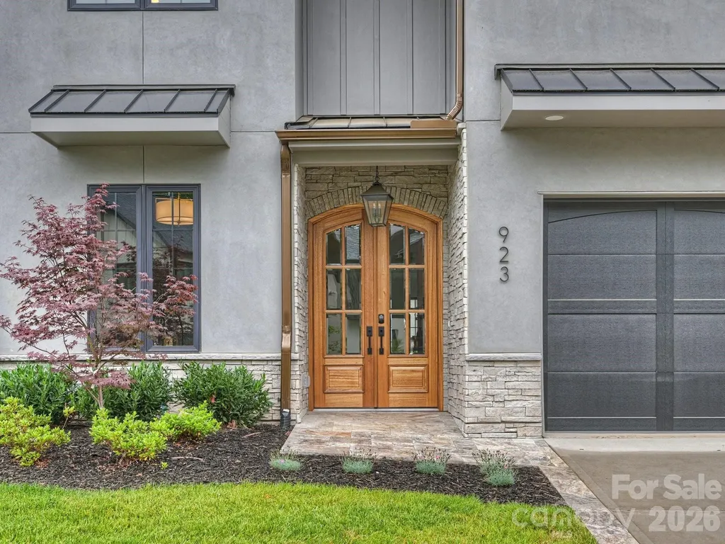 923 Laurel Creek Lane Charlotte NC 28211