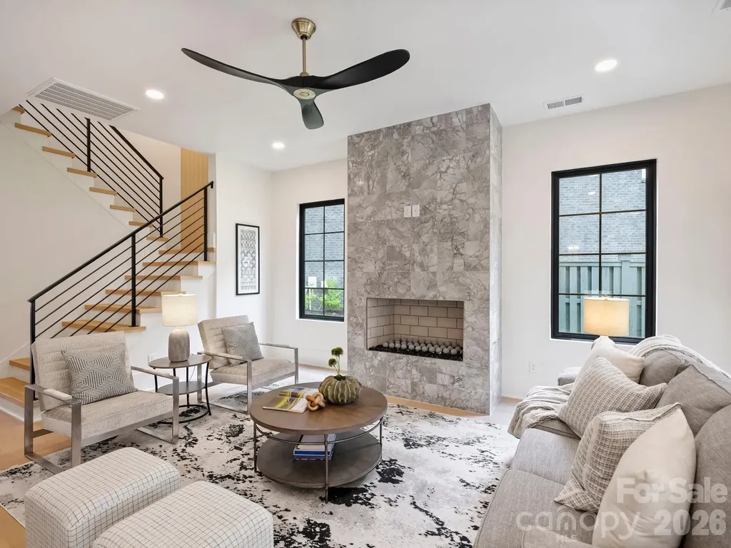 923 Laurel Creek Lane Charlotte NC 28211