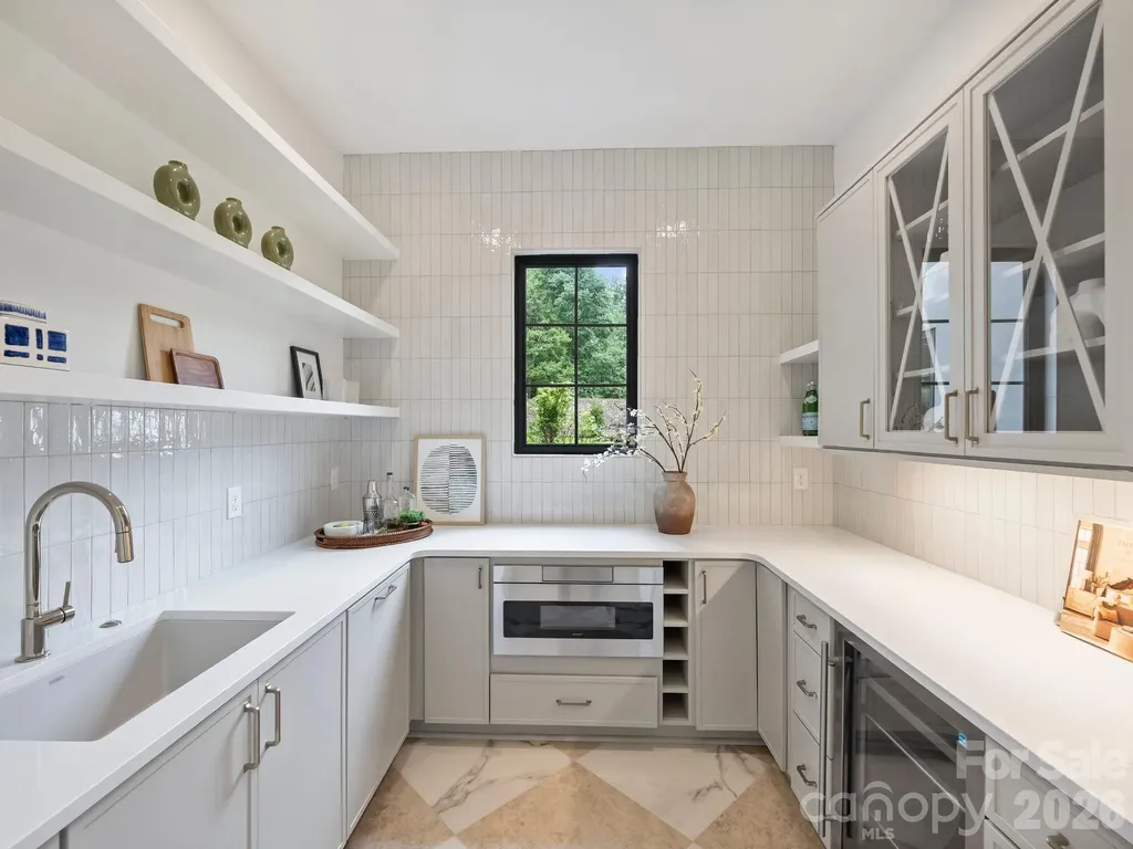 923 Laurel Creek Lane Charlotte NC 28211