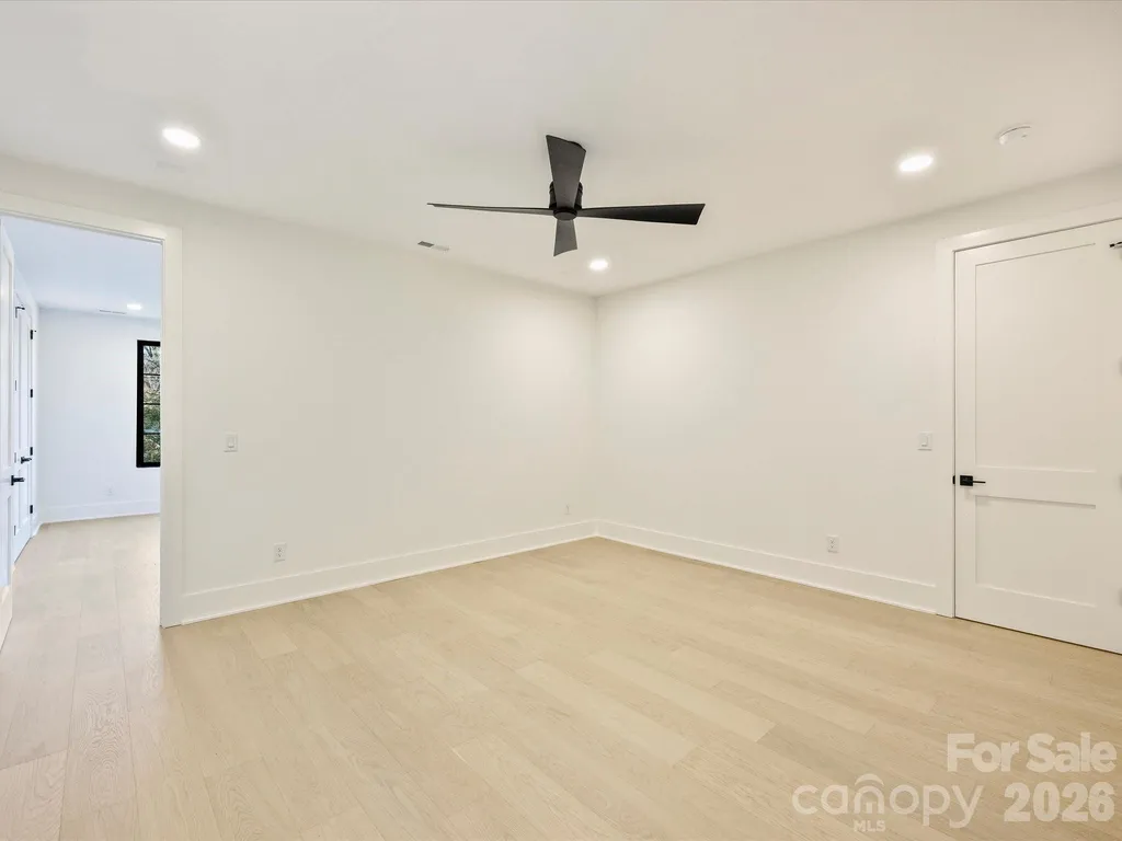 923 Laurel Creek Lane Charlotte NC 28211