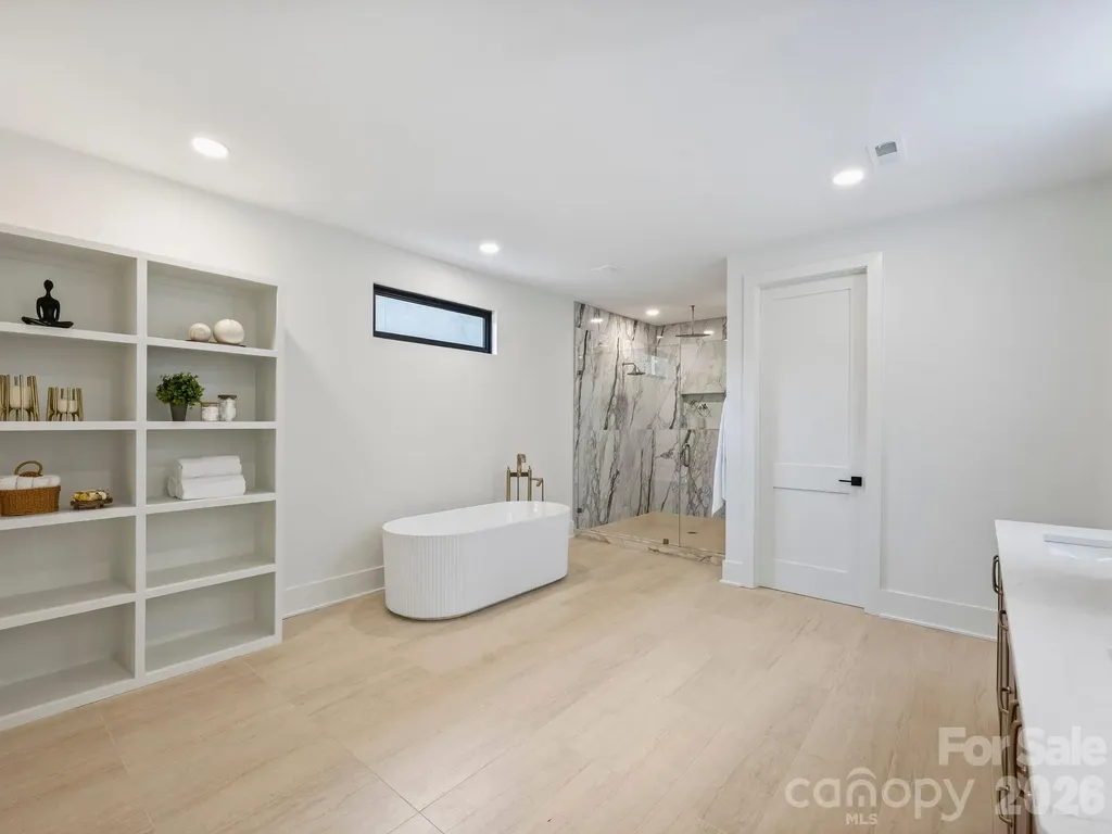 923 Laurel Creek Lane Charlotte NC 28211