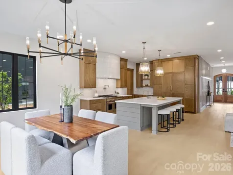 923 Laurel Creek Lane Charlotte NC 28211