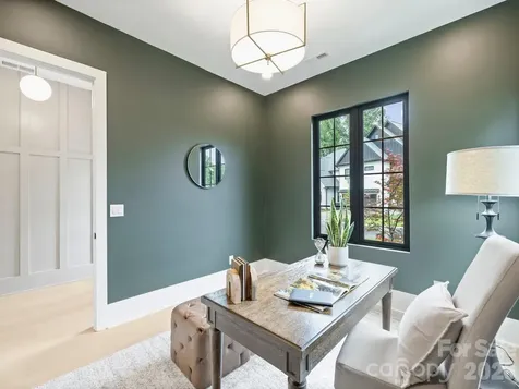 923 Laurel Creek Lane Charlotte NC 28211