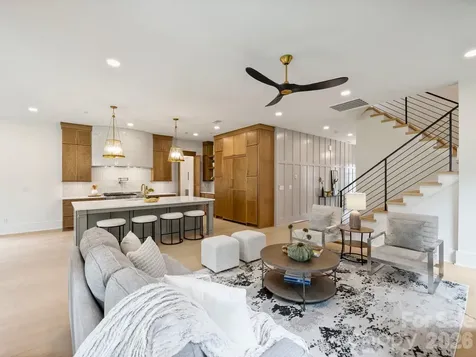 923 Laurel Creek Lane Charlotte NC 28211