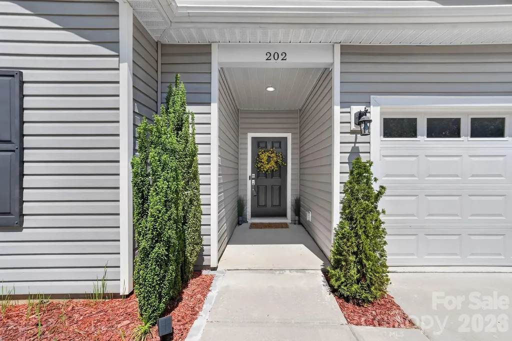 202 Paradise Hills Circle Mooresville NC 28115