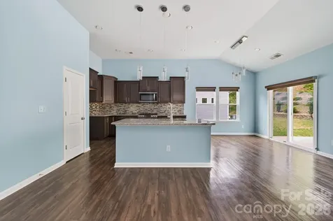 202 Paradise Hills Circle Mooresville NC 28115