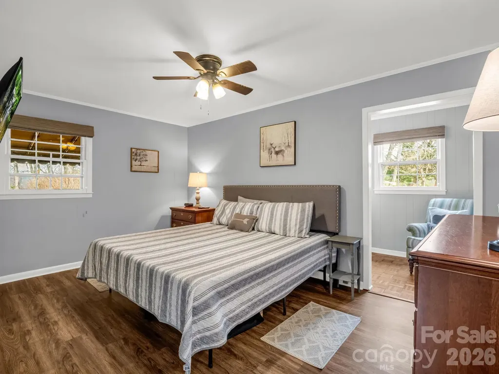 139 Valley View Circle Lake Lure NC 28746