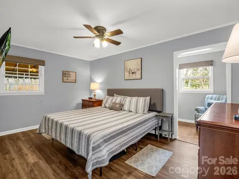 139 Valley View Circle Lake Lure NC 28746