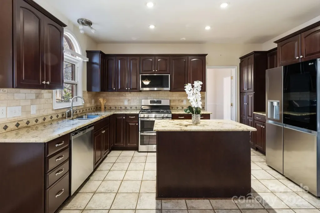 4806 Hickory Glen Drive Matthews NC 28105