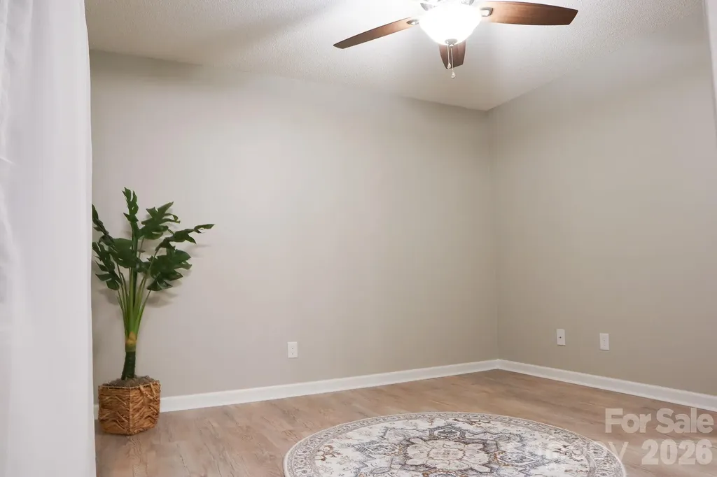 525 12th Street SW Hickory NC 28602