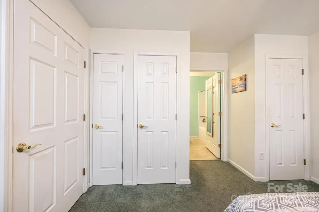 1687 Golden Cedar Lane Newton NC 28658