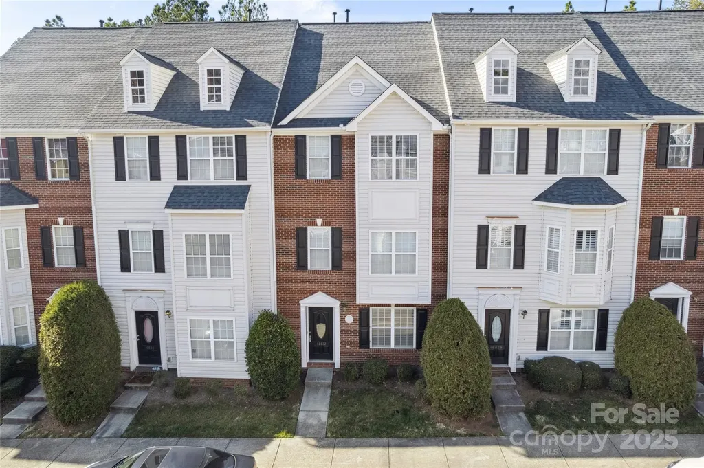 10032 Treeside Lane Matthews NC 28105