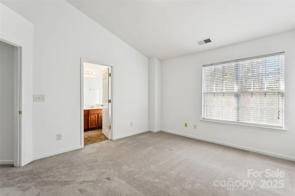 10032 Treeside Lane Matthews NC 28105