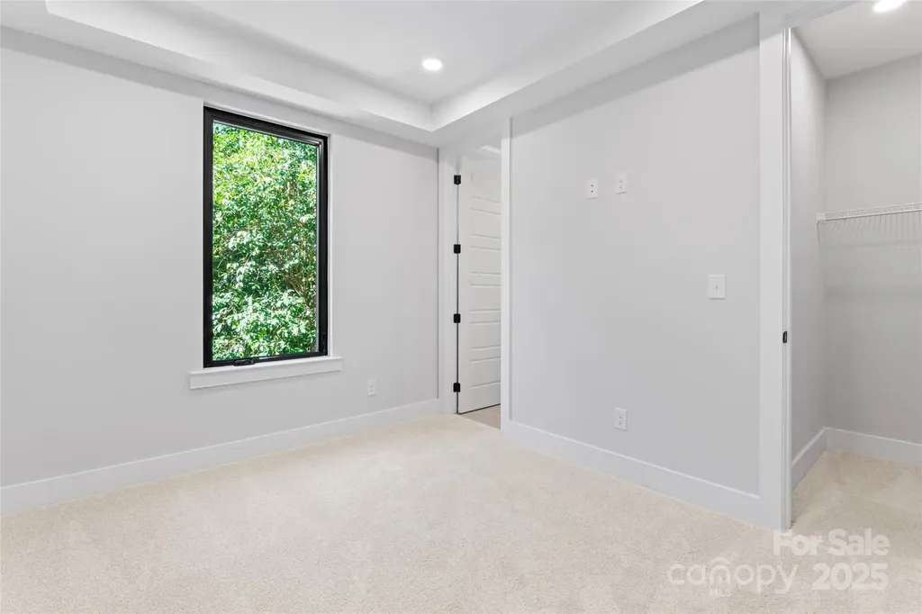 3453 Byrnes Street Charlotte NC 28205
