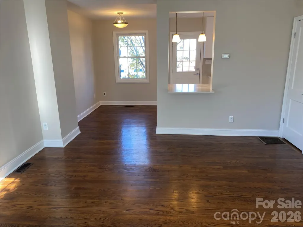 524 Wakefield Drive Charlotte NC 28209