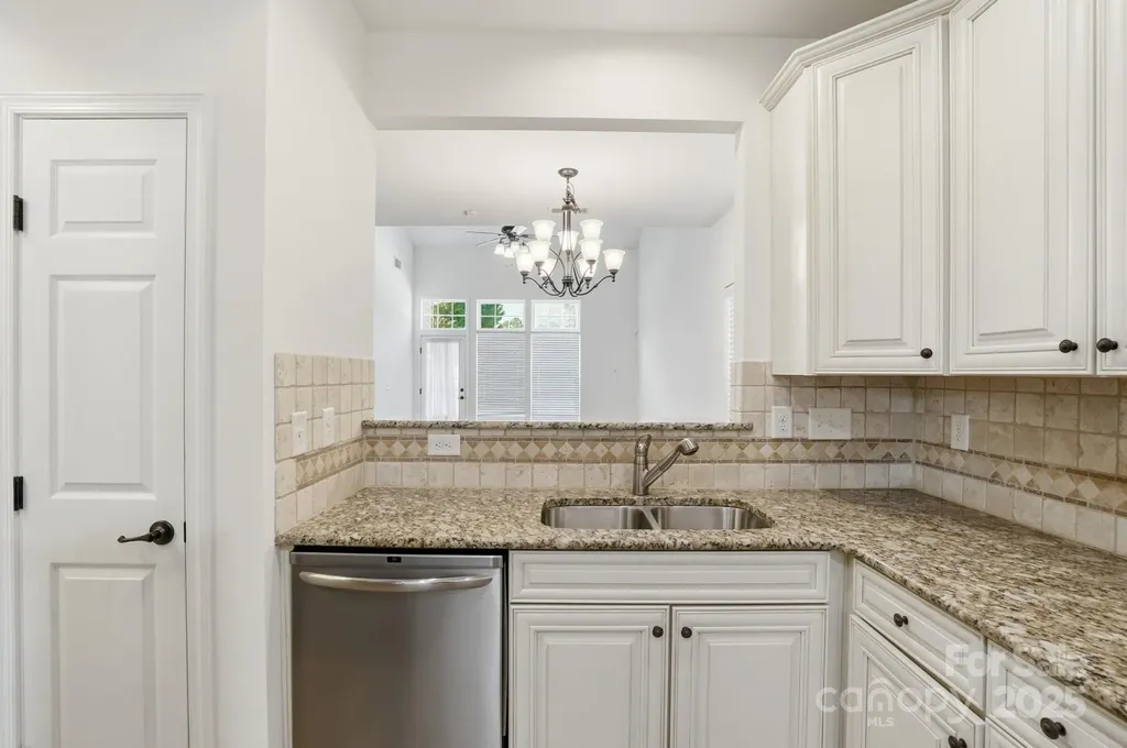 5763 Mossdale Lane Charlotte NC 28278