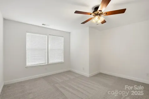 5763 Mossdale Lane Charlotte NC 28278