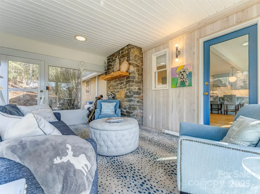 40 Toxaway Landing Drive Lake Toxaway NC 28747