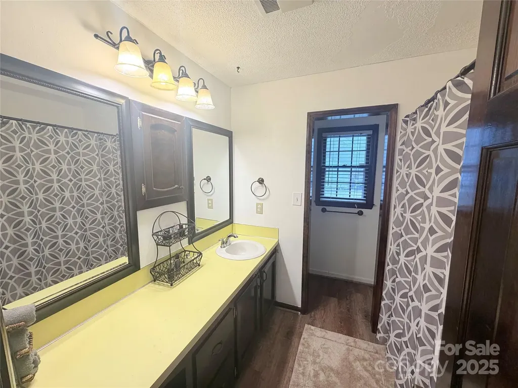 709 Woodside Drive Kings Mountain NC 28086