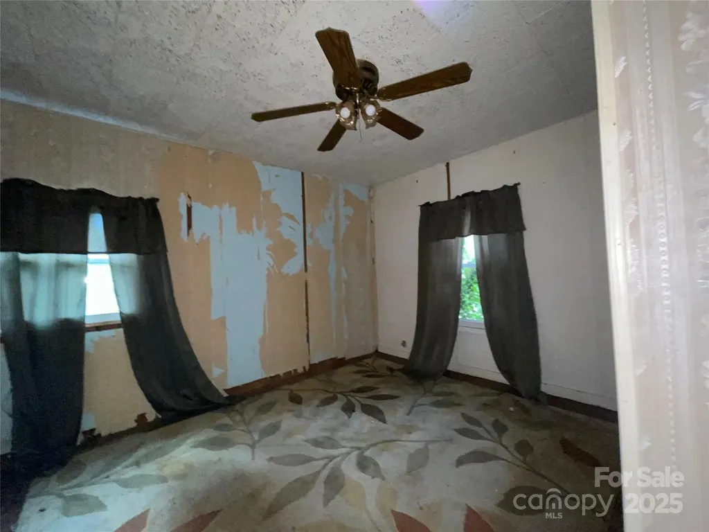 98 Lower Glady Fork Road Candler NC 28715