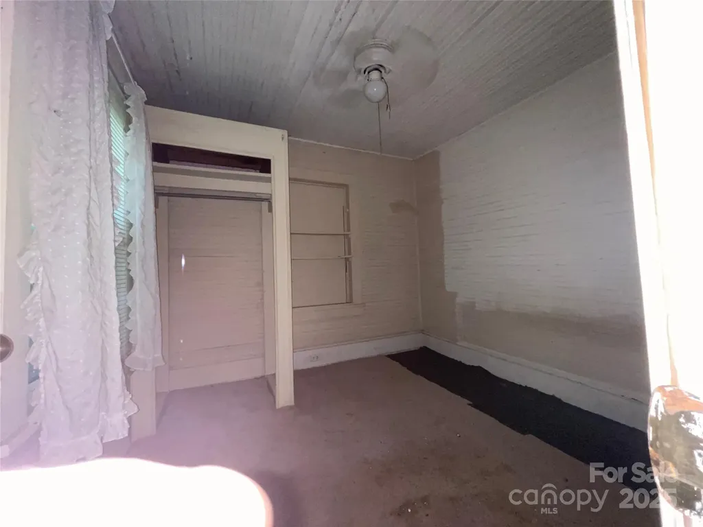 98 Lower Glady Fork Road Candler NC 28715