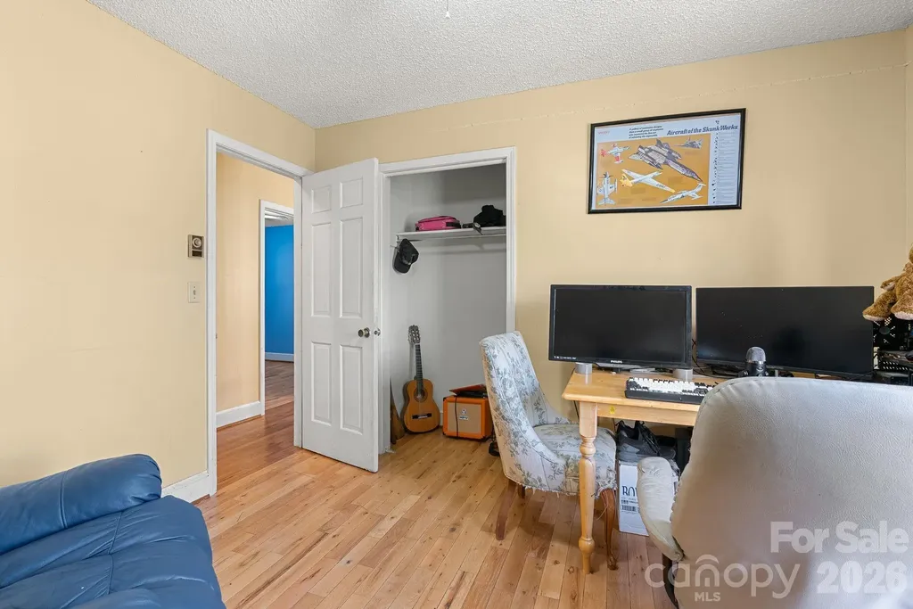 33 Fairfield Drive Candler NC 28715