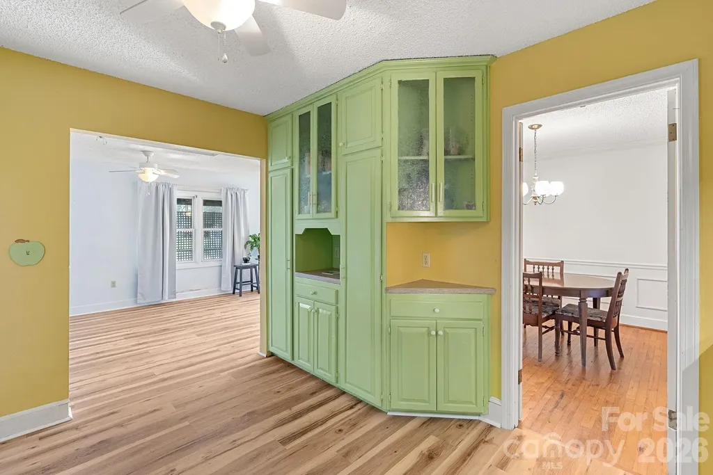 33 Fairfield Drive Candler NC 28715