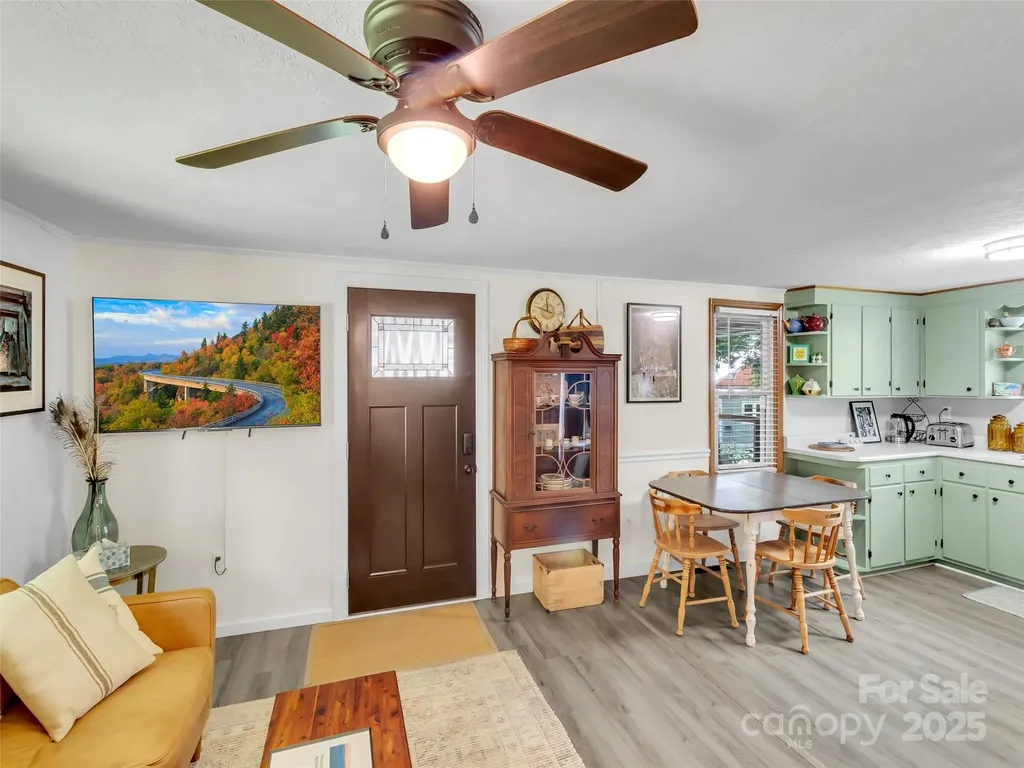 340 Mauney Cove Road Waynesville NC 28786