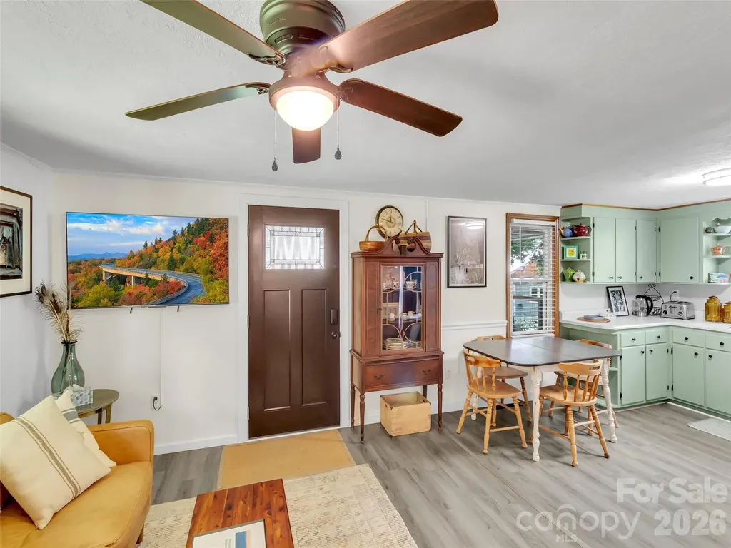 340 Mauney Cove Road Waynesville NC 28786